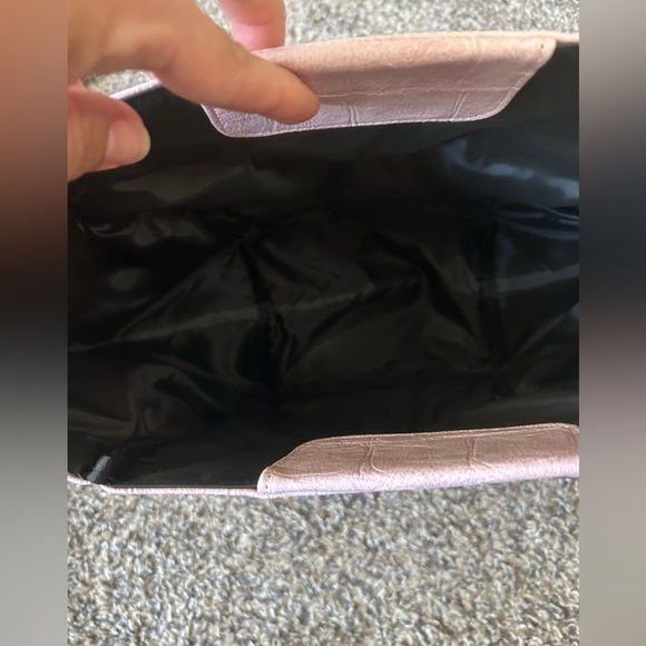 5/$25 MICHE NWT rose colored large vegan leather clutch bag - Picture 5 of 9